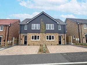 12 Kingsbury Avenue, Manston, Ramsgate, Kent, CT12 5NG